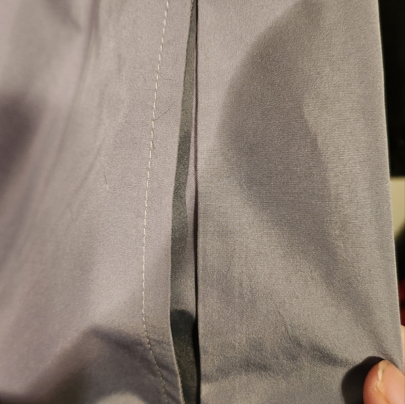 Champion Like New Unisex Windbreaker Running Rain Jacket - Large, Black & Gray - Picture 7 of 9